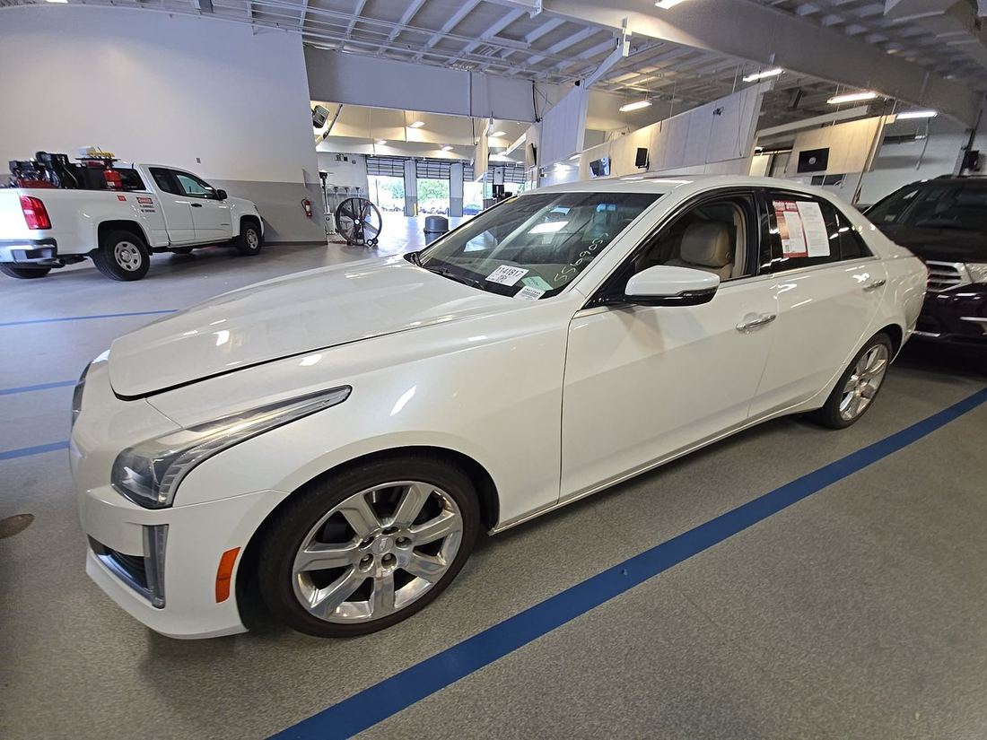 2016 CADILLAC Luxury