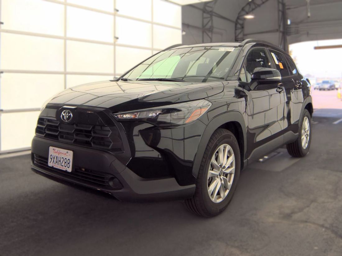 2026 TOYOTA 10 Series