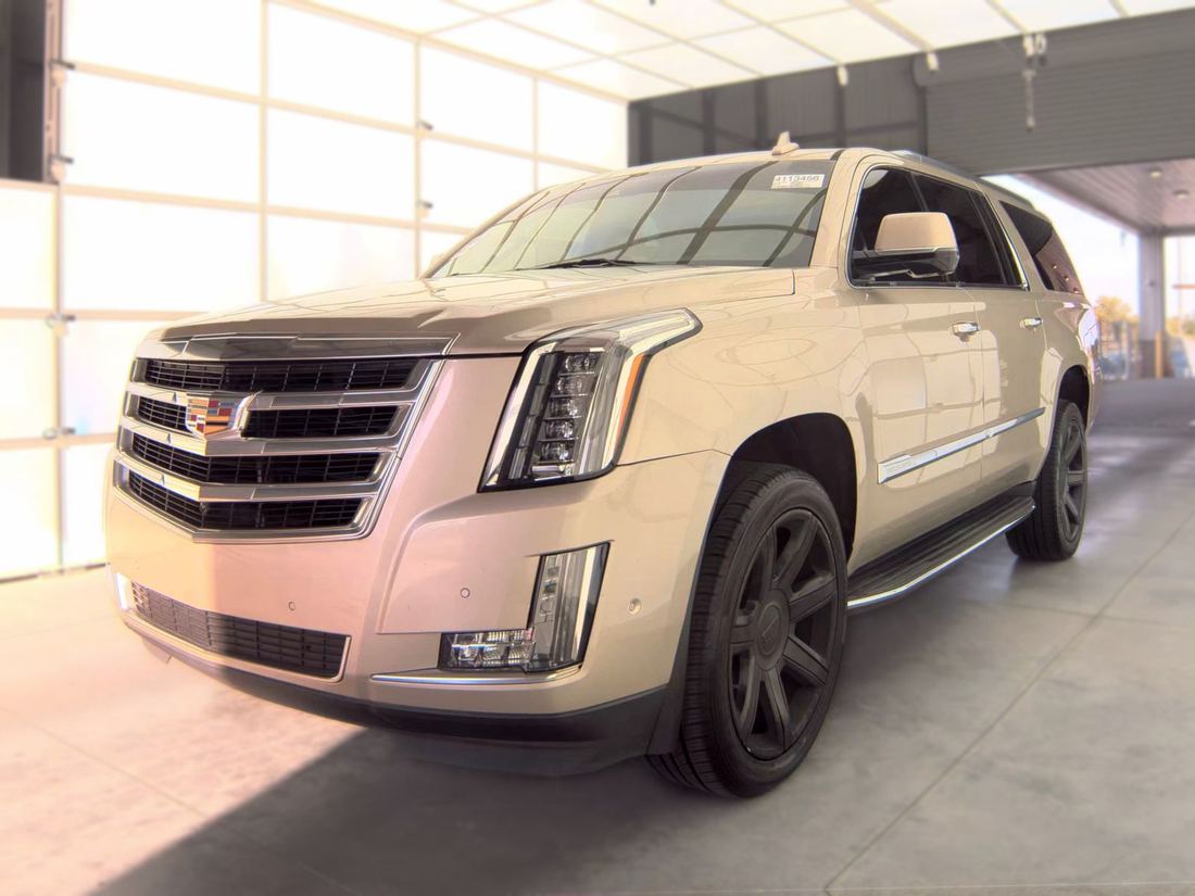 2017 CADILLAC ESV Luxury