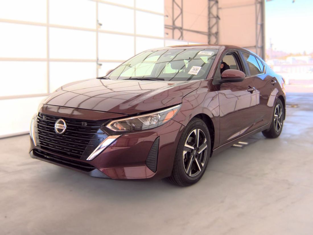 2024 NISSAN SV