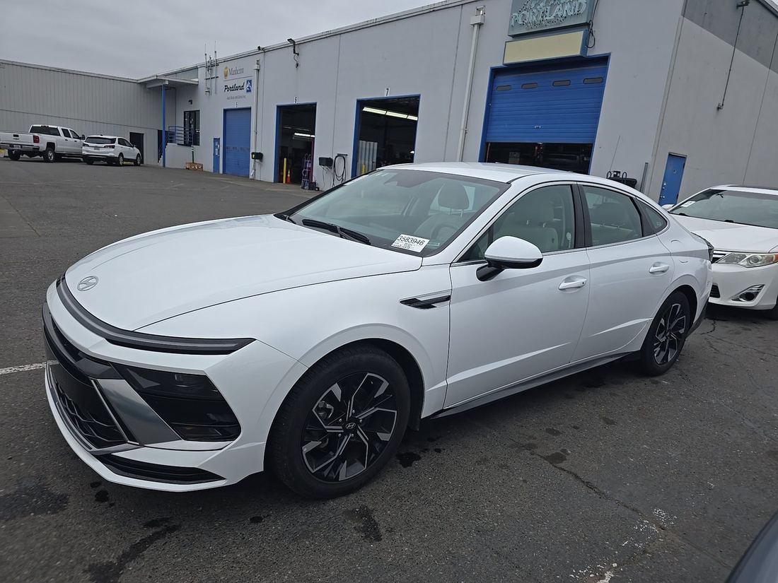 2025 Hyundai SEL