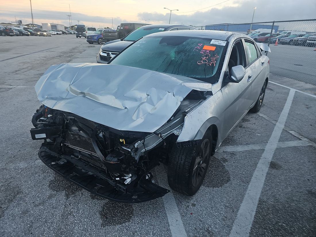 2021 HYUNDAI SEL