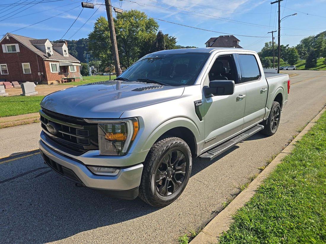 2023 FORD SuperCrew