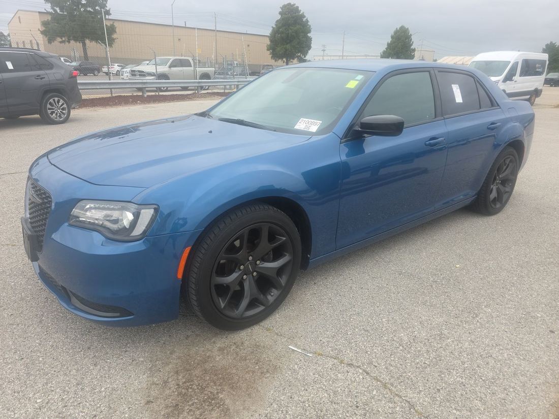 2022 CHRYSLER LX