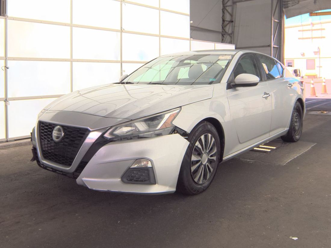 2021 NISSAN S