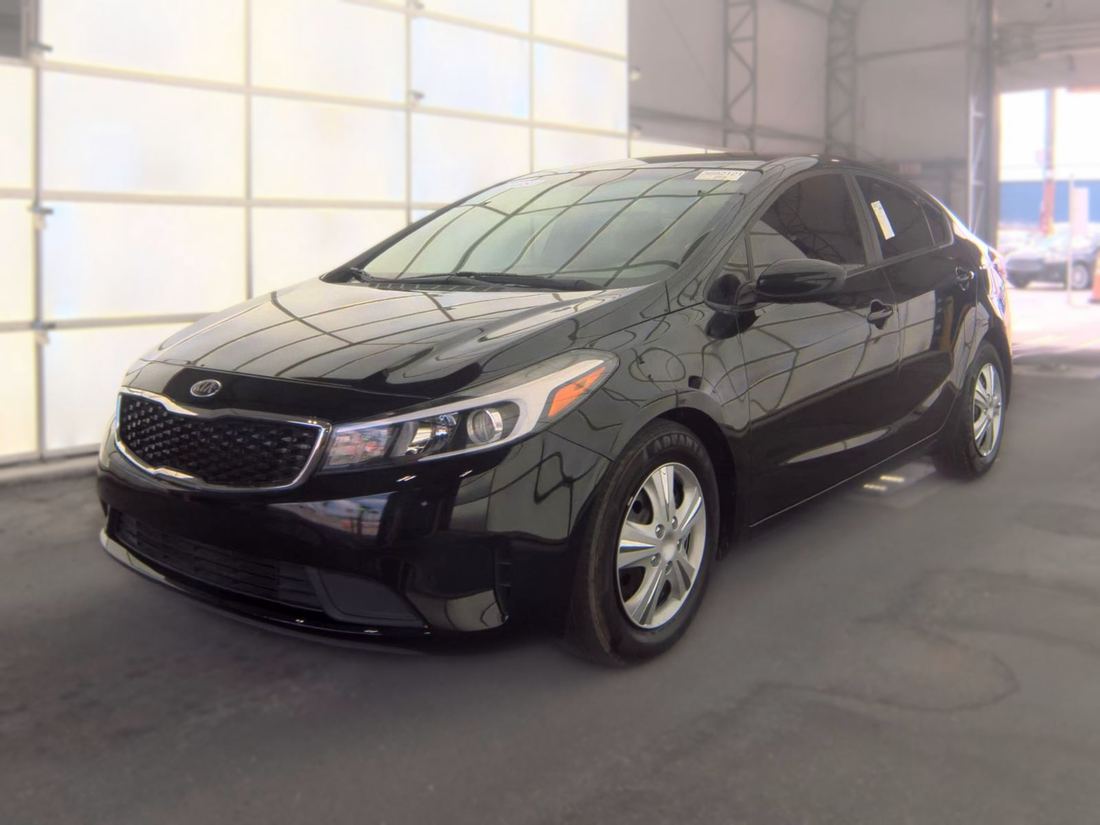 2018 KIA LX Base