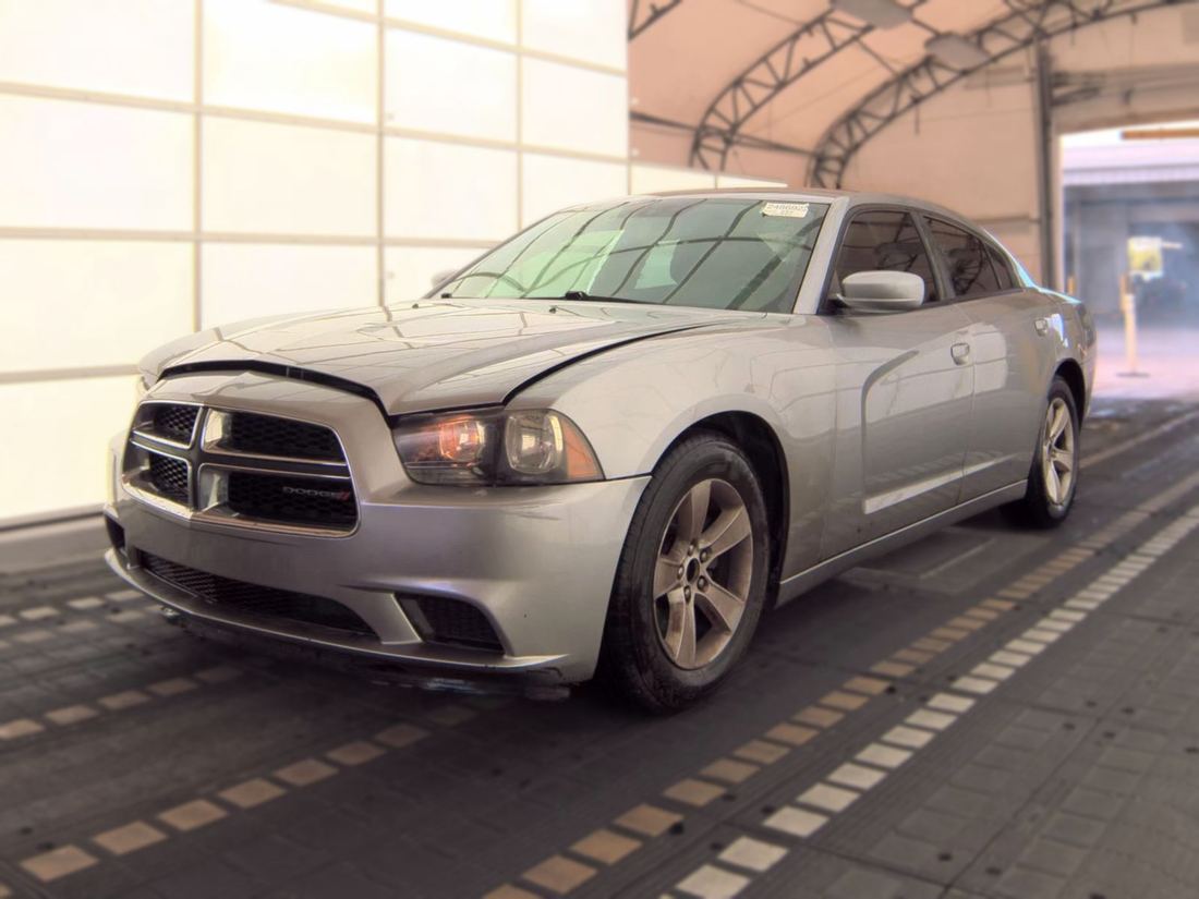 2013 DODGE SE