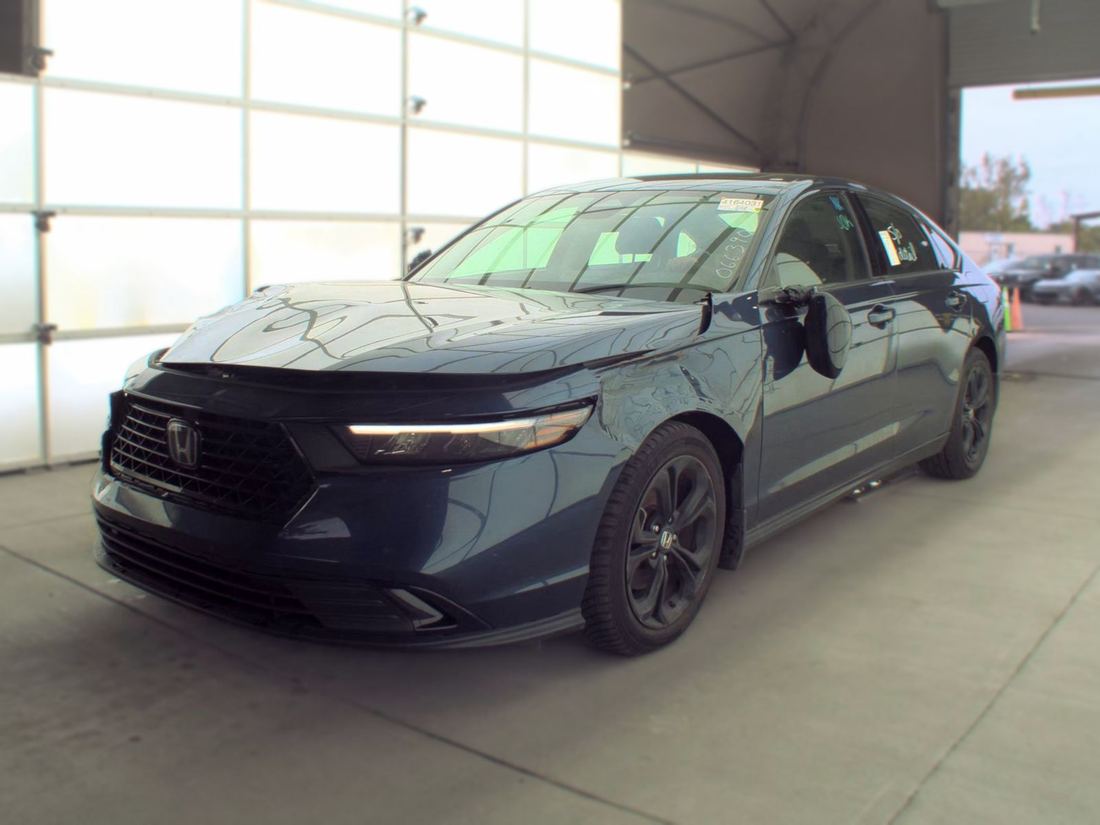 2025 HONDA SE