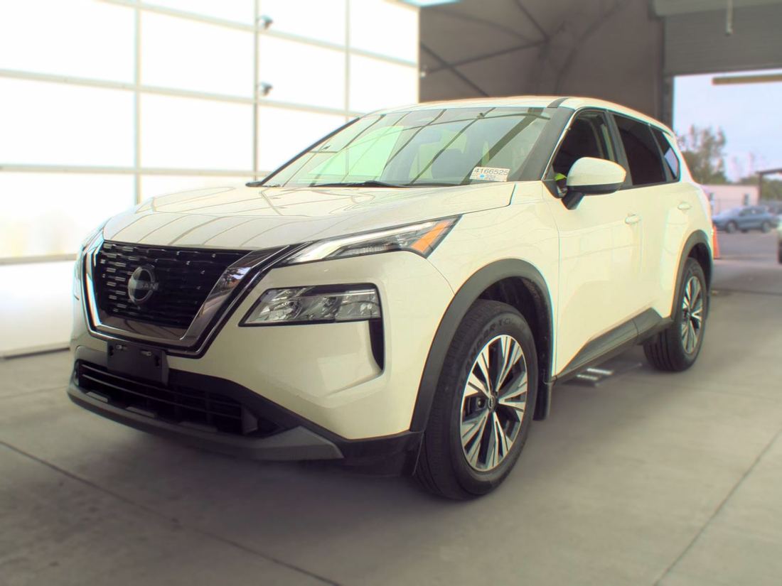 2023 NISSAN SV