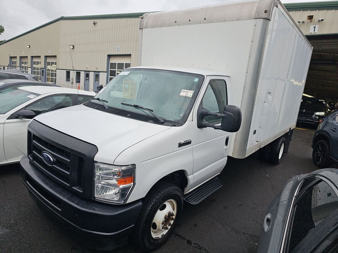 2022 FORD Econoline