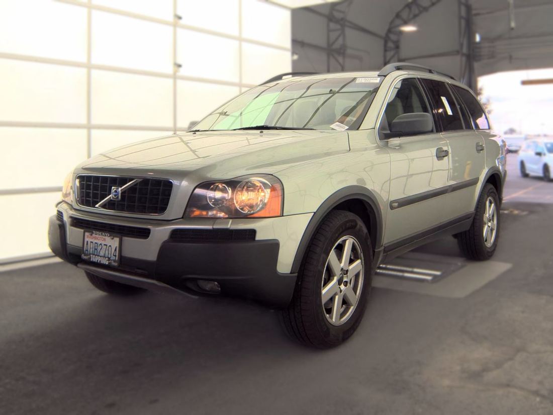2004 VOLVO XC90
