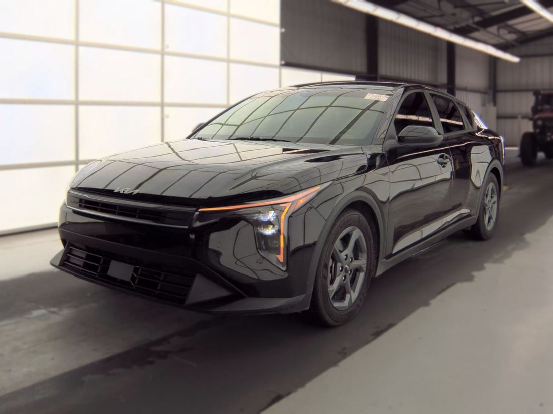 2025 KIA LX, LXS