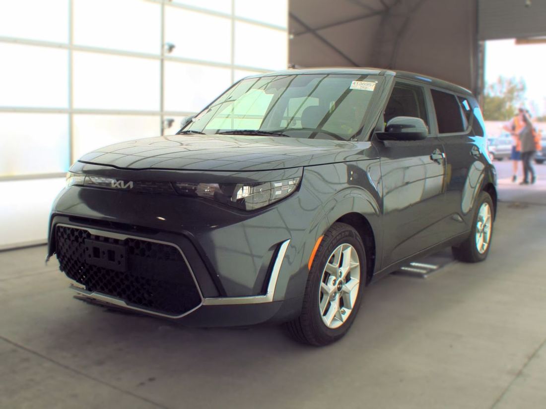 2024 Kia LX, S