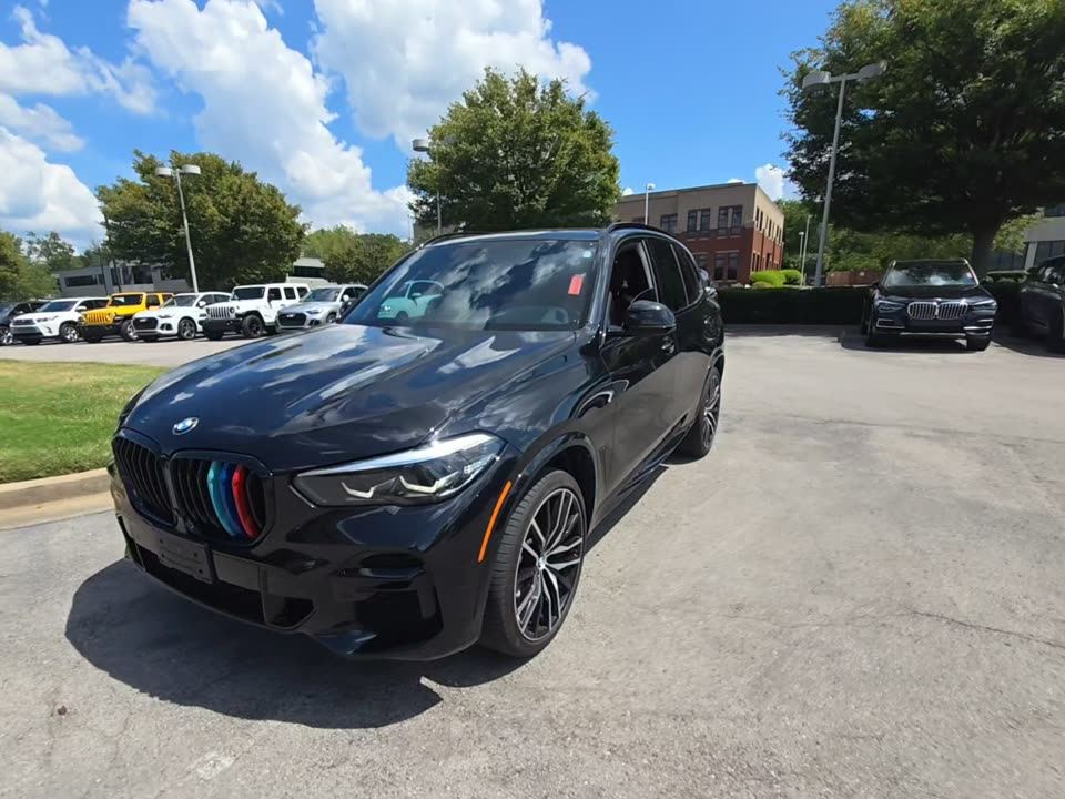 2022 BMW M50i
