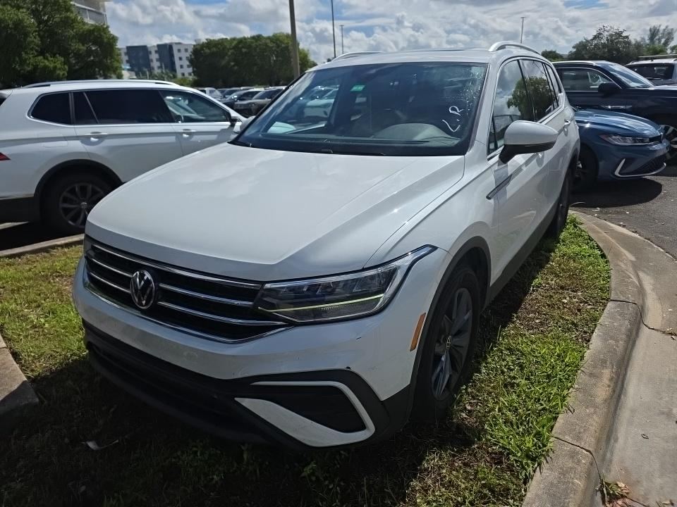 2023 Volkswagen SE