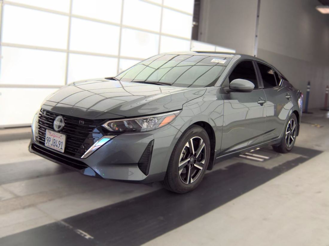 2024 NISSAN SV
