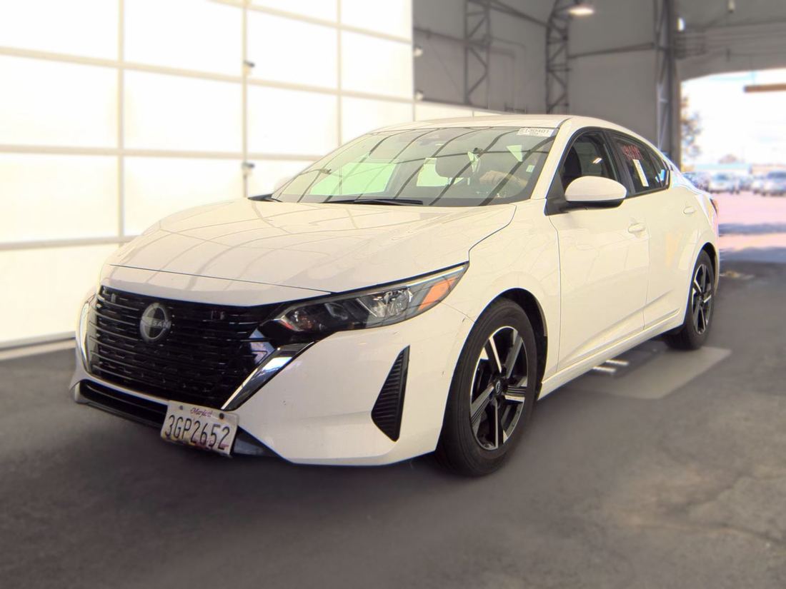 2024 NISSAN SV