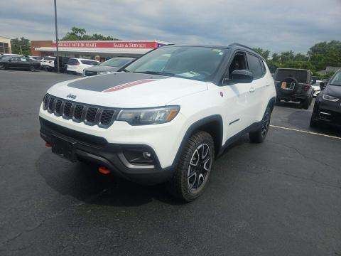 2025 Jeep Trailhawk