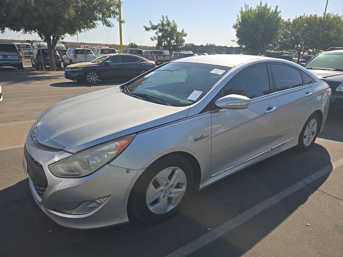 2012 HYUNDAI Middle level