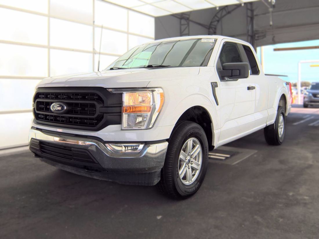 2022 FORD SuperCab