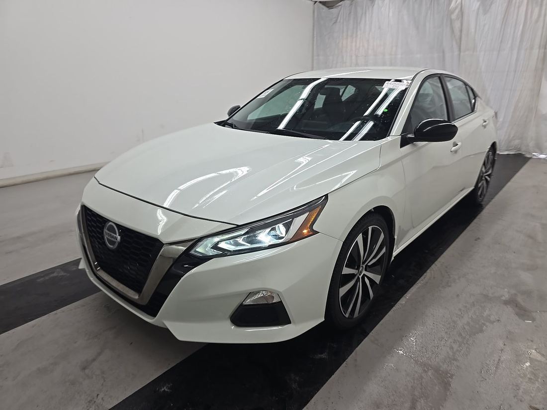 2019 NISSAN SR