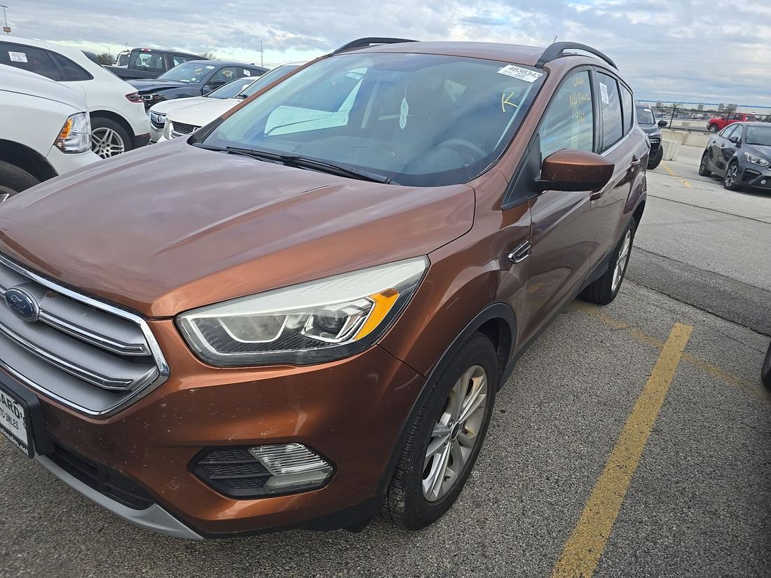 2017 FORD SE