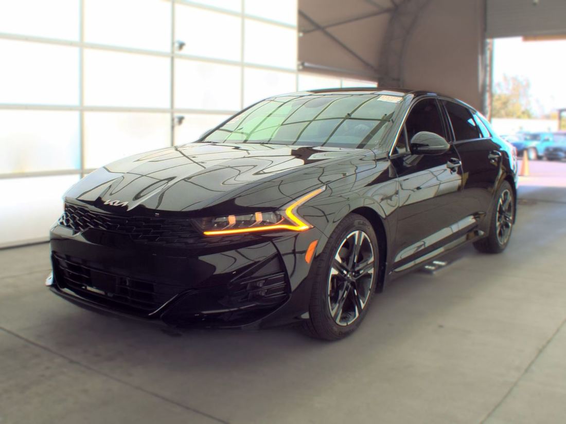 2023 Kia GT-Line