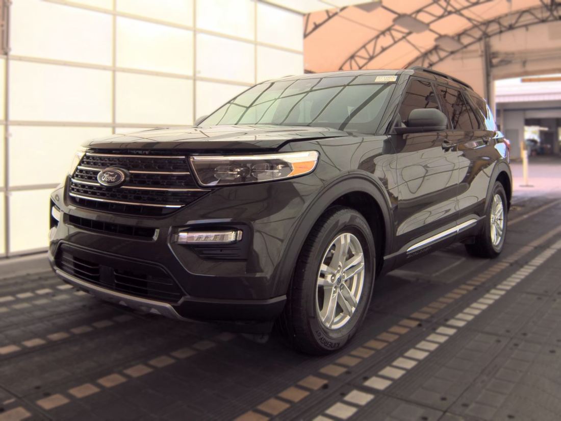 2023 FORD XLT
