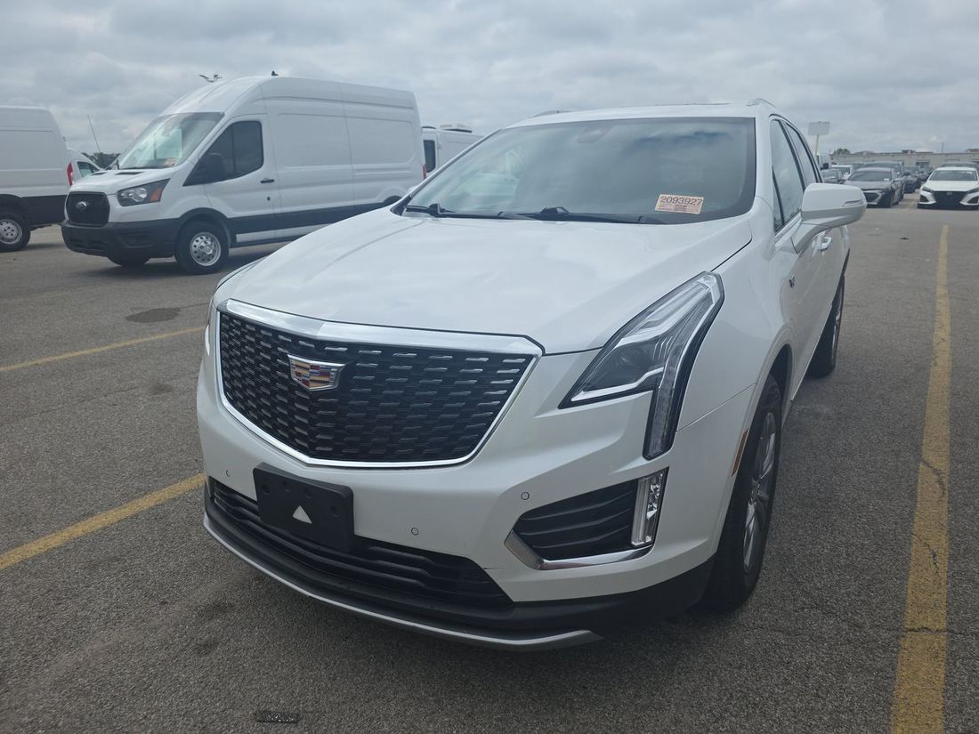 2022 CADILLAC Premium Luxury