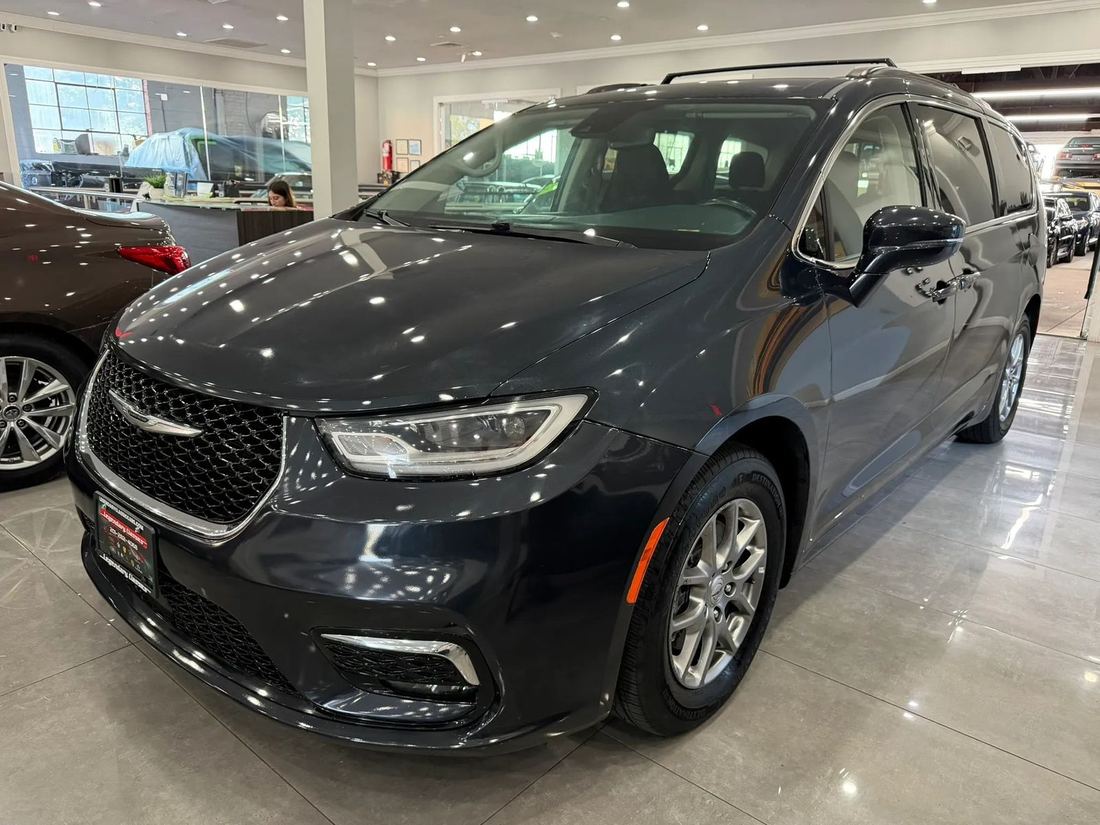 2021 Chrysler Touring