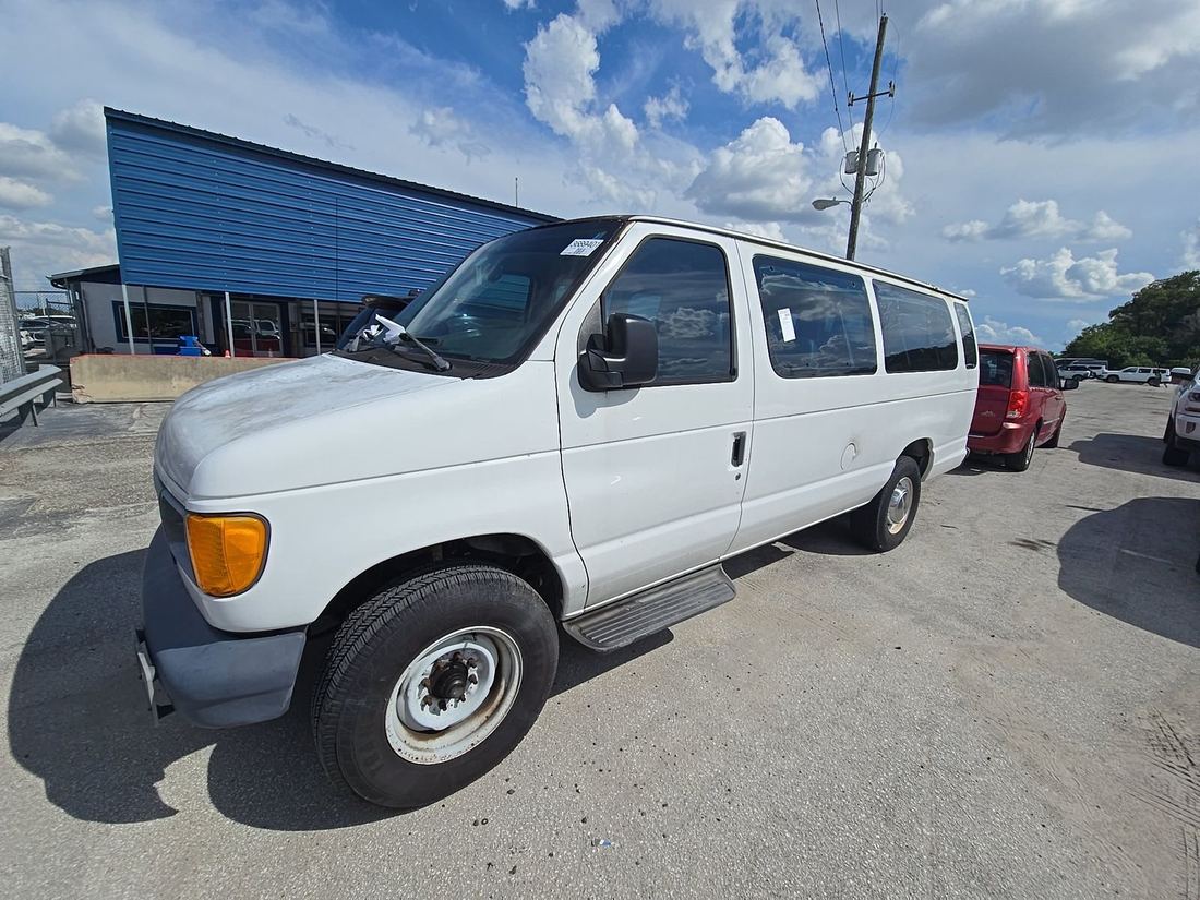 2006 FORD Econoline