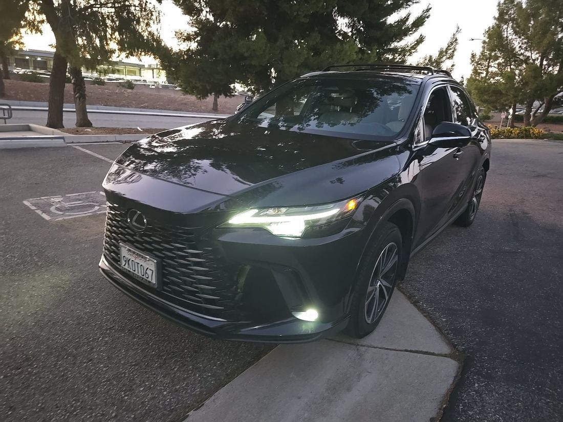 2024 Lexus 10 Series