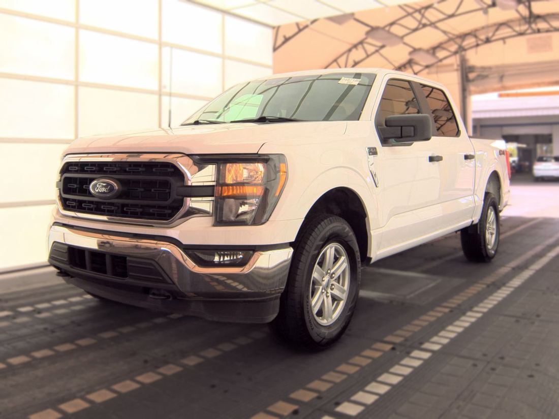 2023 FORD SuperCrew