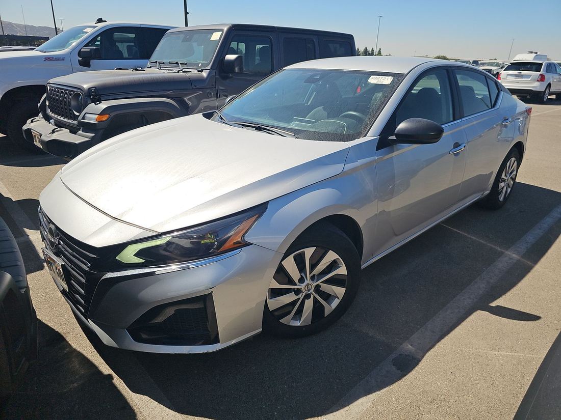 2024 NISSAN S