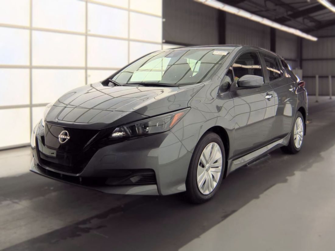 2025 NISSAN S