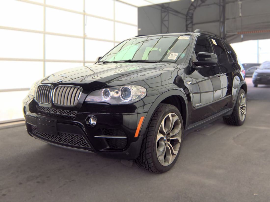 2013 BMW xDrive50i