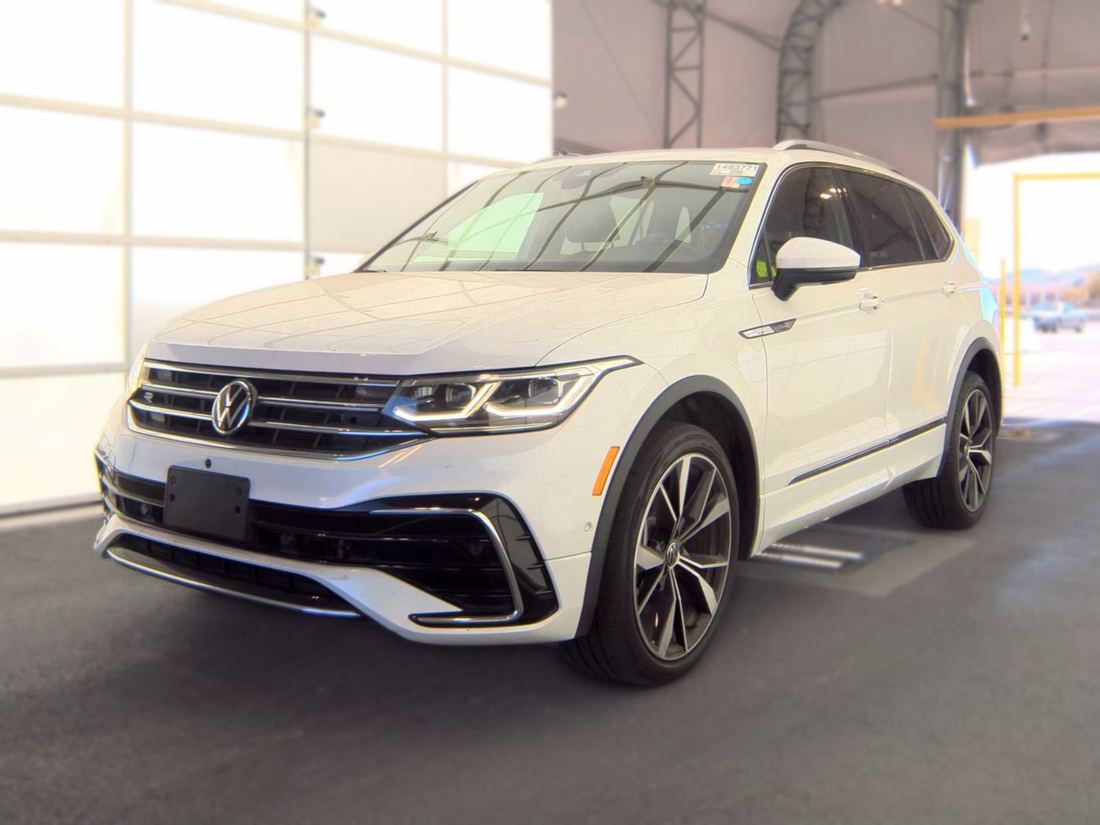 2023 VOLKSWAGEN 4Motion SEL R-Line Black