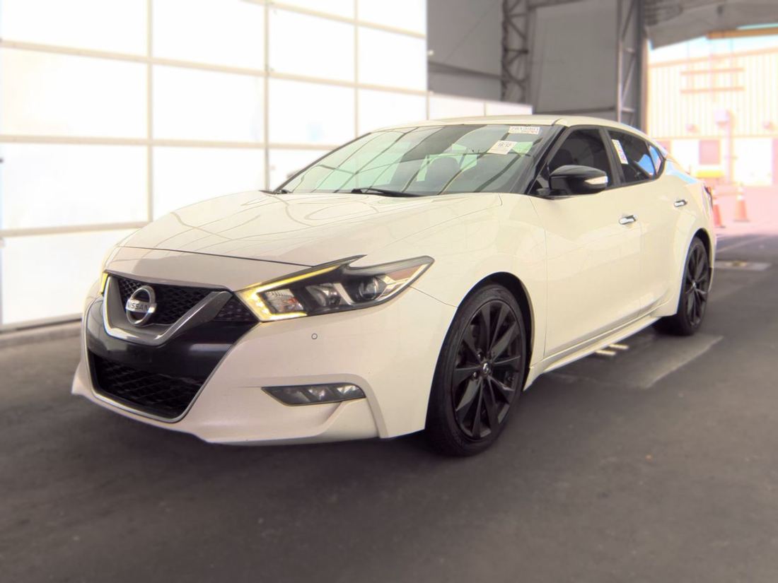 2017 NISSAN Maxima