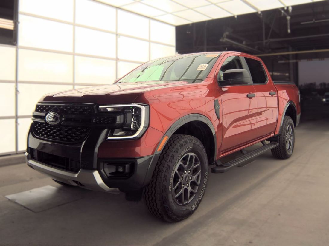 2024 FORD XLT