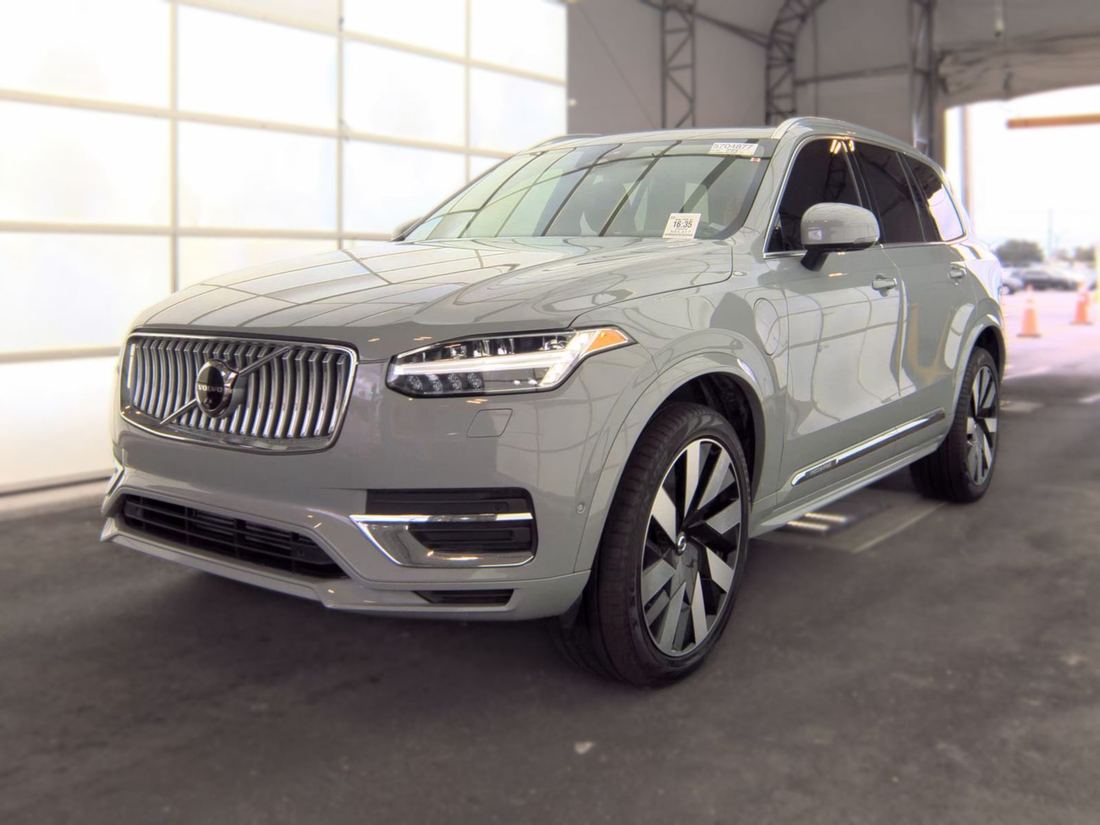 2024 VOLVO Recharge
