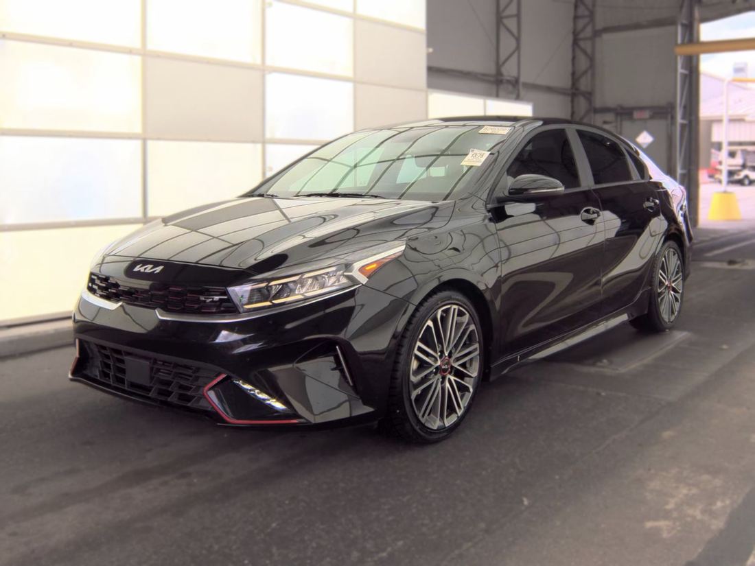 2024 KIA GT