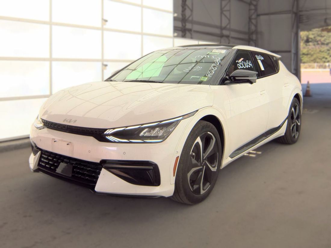 2024 Kia GT-Line