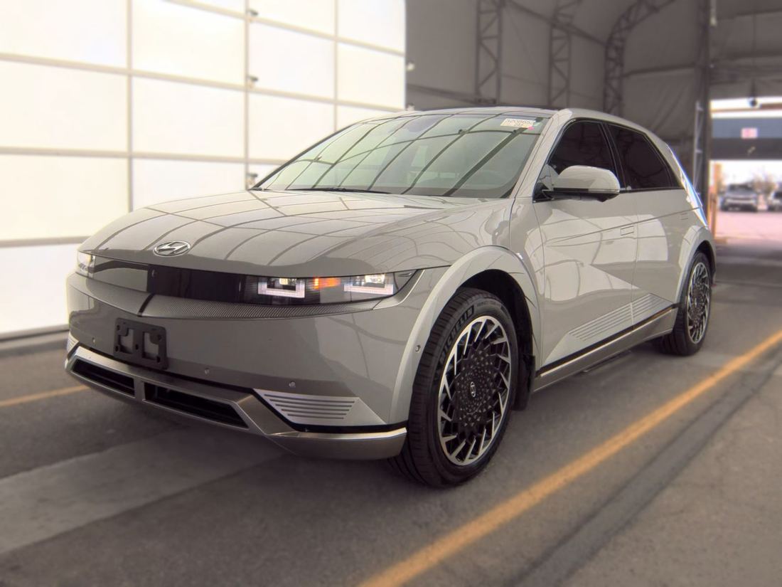 2024 Hyundai Limited, Disney 100 Platinum Edition