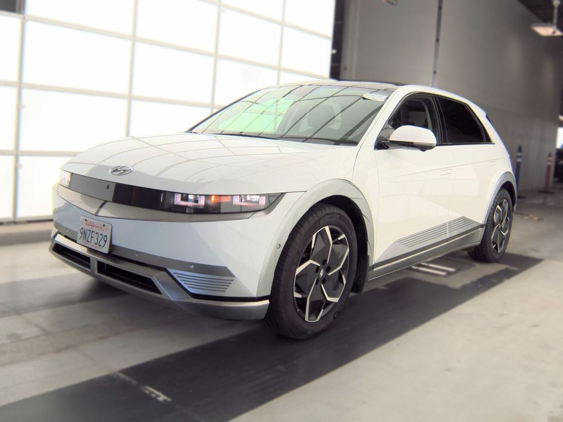 2024 Hyundai Limited, Disney 100 Platinum Edition