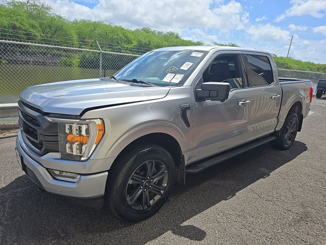 2023 FORD SuperCrew