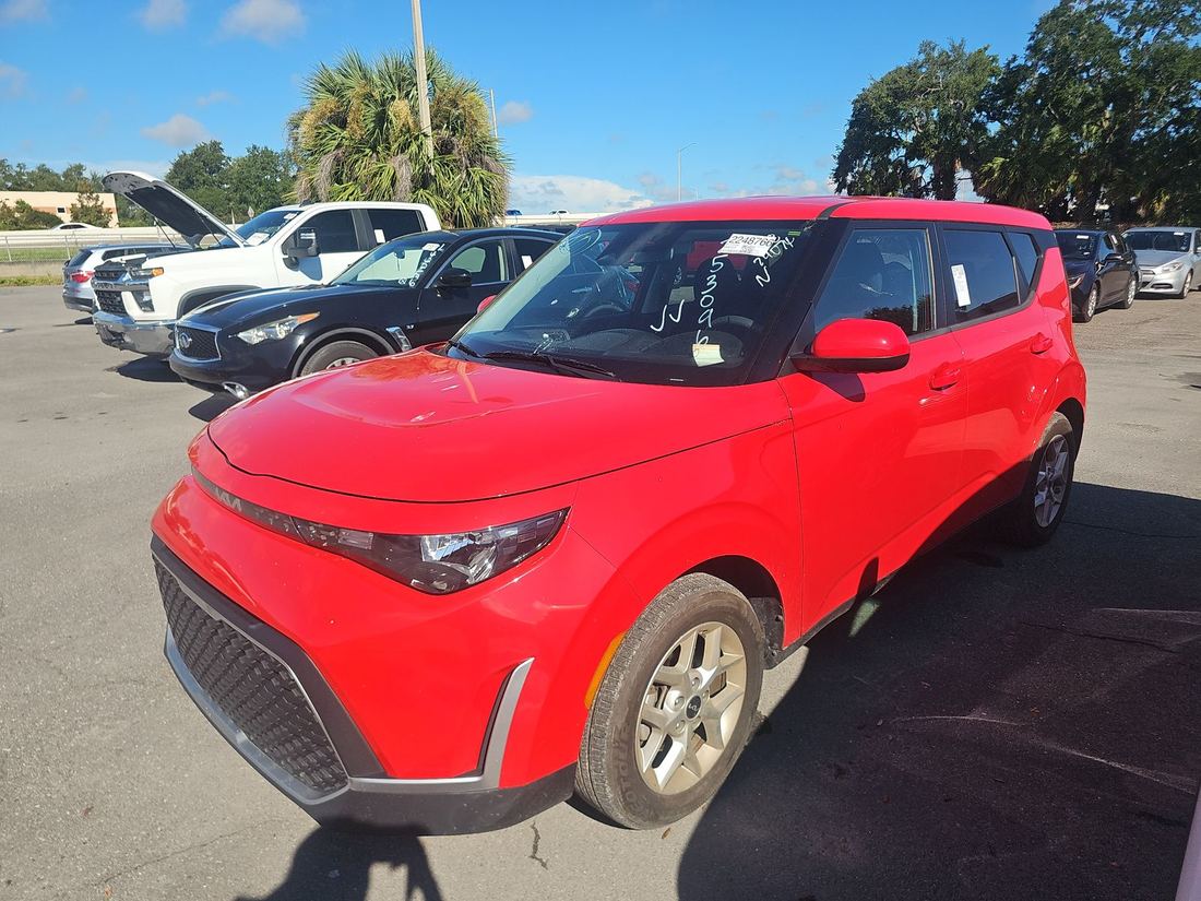 2025 Kia LX, S