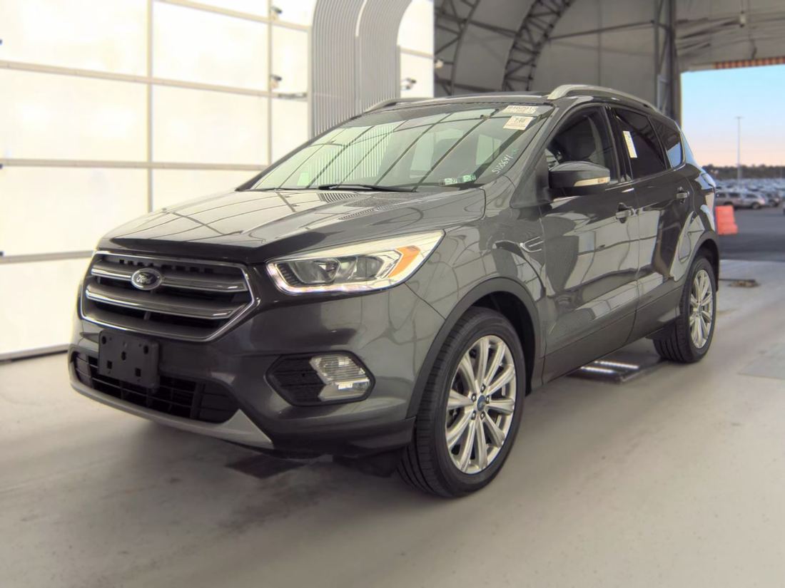 2017 FORD Titanium