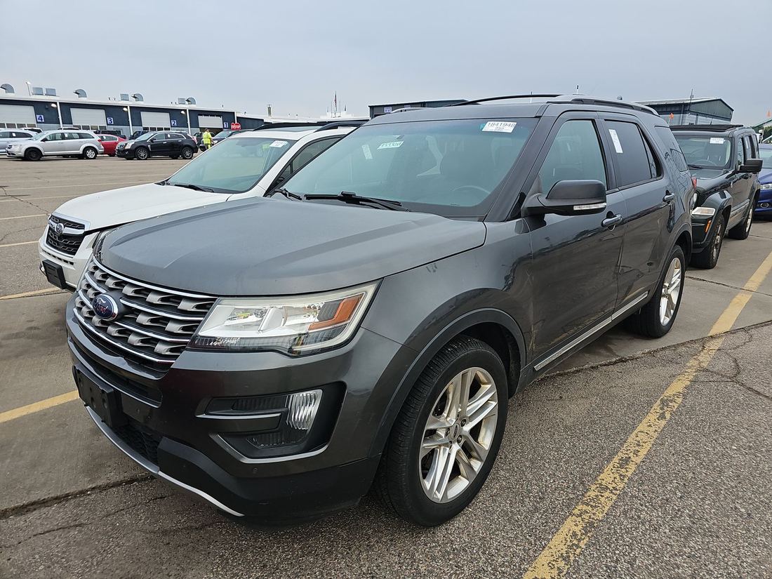 2016 FORD XLT