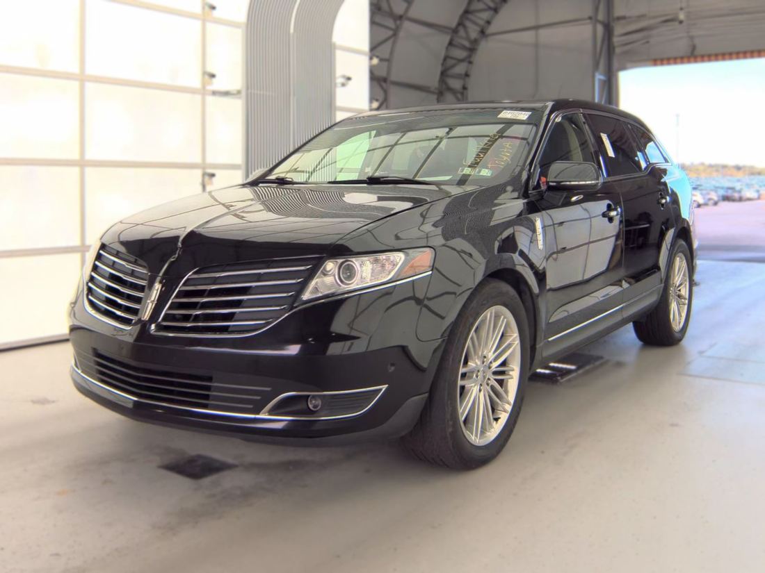 2019 LINCOLN MKT