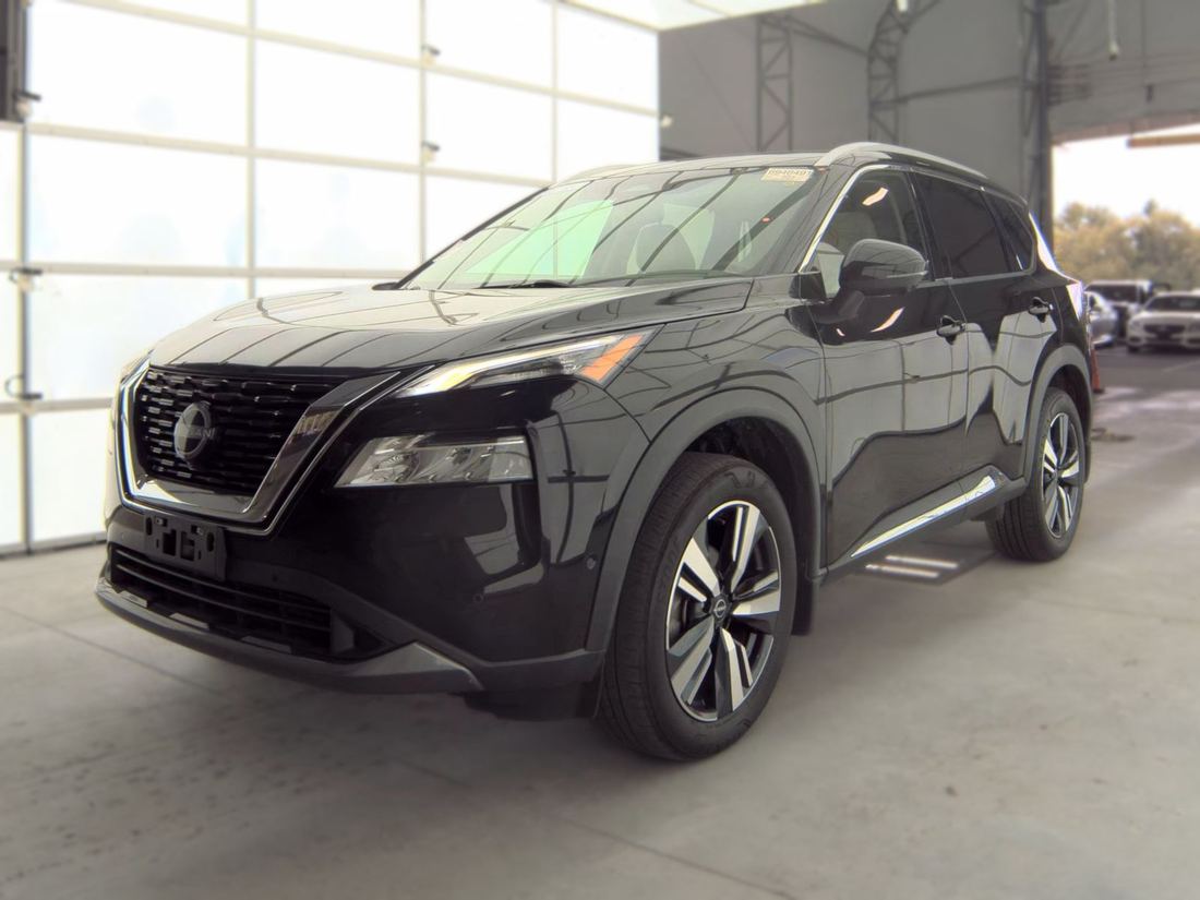 2023 Nissan SL